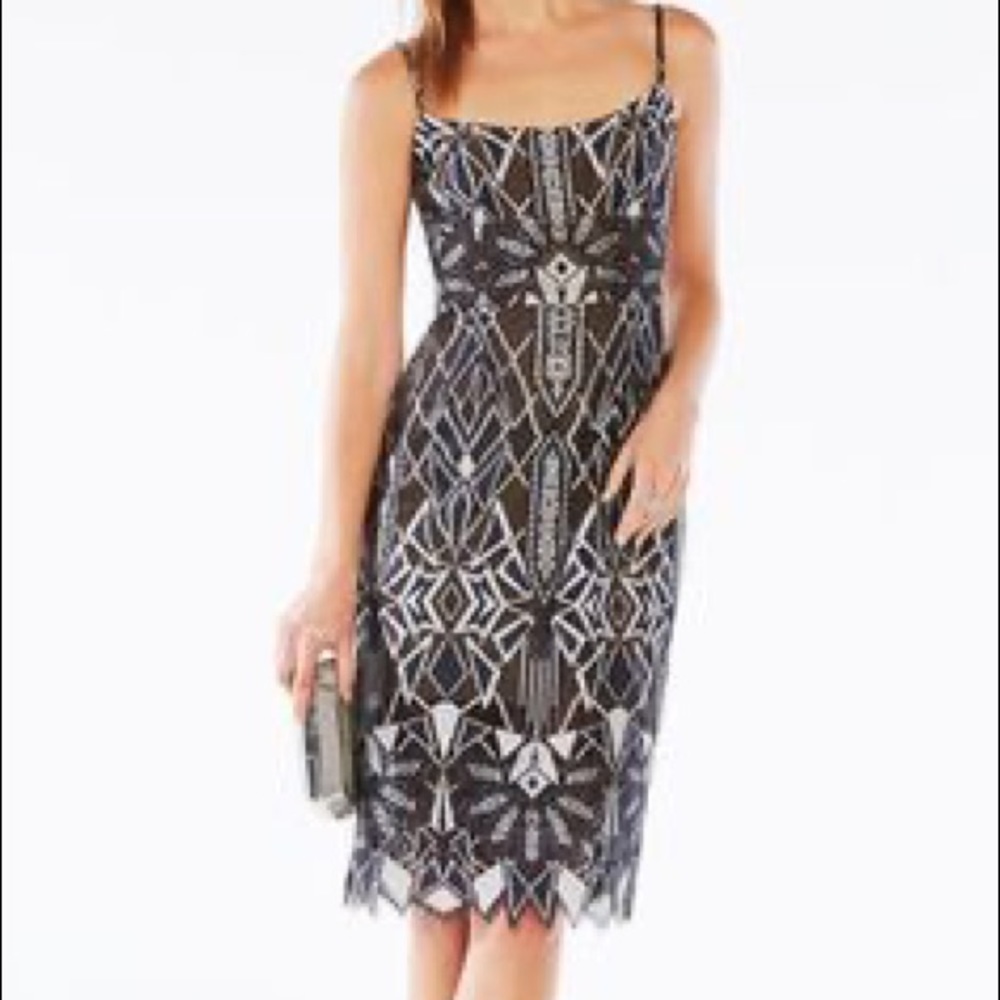 BCBG MAX AZRIA BLACK COMBO ALESE METALLIC GEOMETRIC LACE DRESS